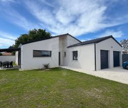 A louer MAISON  CONTEMPORAINE BORD DE MER LES MATHES