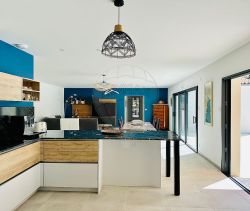 A vendre MAISON  CONTEMPORAINE BORD DE MER LA PALMYRE   LES MATHES