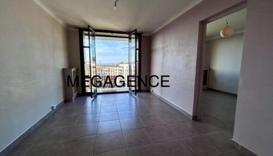 A louer APPARTEMENT T2 38 M2 BORD DE MER SAINT RAPHAEL