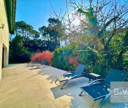 For sale charming 6-ROOM villa 170 m² SOORTS HOSSEGOR