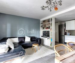 A vendre APPARTEMENT T3 66 M2 TERRASSE BORD DE MER MARSEILLE 10EME