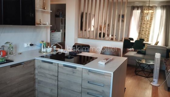 A louer APPARTEMENT NEUF T3 70 M2 PLAGE à PIED LA SEYNE SUR MER