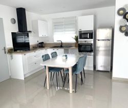 A louer MAISON  5 PIECES 105 M2  CAZOULS LES BEZIERS