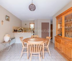 A louer APPARTEMENT T3 47 M2 TERRASSE BORD DE MER SANARY SUR MER