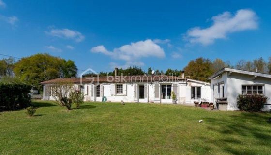 A louer LONGèRE  7 PIECES 154 M2  SAINT VIVIEN DE MEDOC