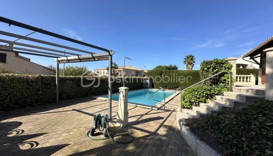 A louer MAISON  5 PIECES 127 M2 BORD DE MER BOUZIGUES