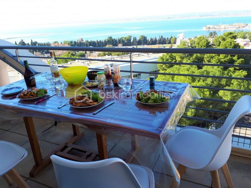 A louer APPARTEMENT T2 24 M2 TERRASSE PLAGE à PIED SETE