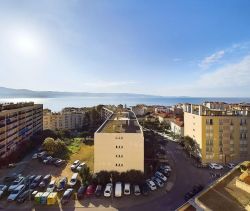 A louer APPARTEMENT T5 115 M2 TERRASSE PLAGE à PIED AJACCIO