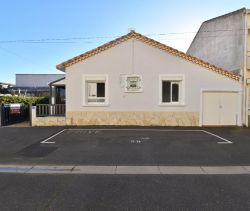 A vendre MAISON  DE PêCHEUR BORD DE MER VALRAS PLAGE