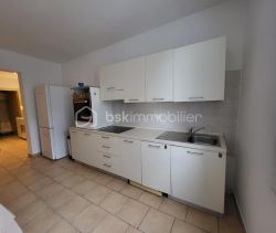 A louer APPARTEMENT T3 63 M2 BORD DE MER MENTON