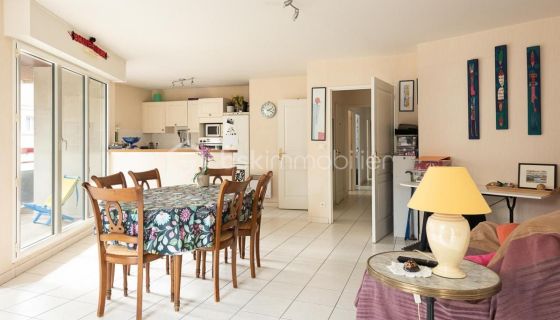 A louer APPARTEMENT T4 96 M2 BORD DE MER LA BAULE ESCOUBLAC