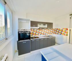 A vendre APPARTEMENT T2 60 M2 BORD DE MER MARSEILLE 9EME