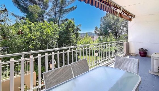 A louer APPARTEMENT NEUF T4 90 M2 TERRASSE BORD DE MER LE CANNET