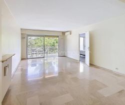 A louer APPARTEMENT NEUF T4 90 M2 TERRASSE BORD DE MER LE CANNET
