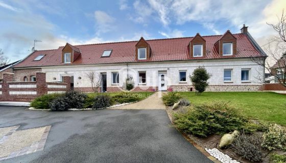 A vendre LONGèRE  8 PIECES 230 M2  BEAUMETZ LES LOGES