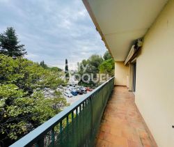 A louer APPARTEMENT T5 86 M2  MONTPELLIER