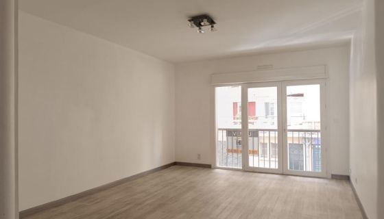 A louer APPARTEMENT T3 66 M2 BORD DE MER NARBONNE