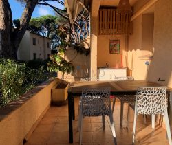 A vendre APPARTEMENT 2 PIECES rÃ©sidence le Castillon  83380 Roquebrune-sur-Argens