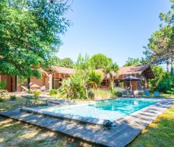 A vendre MAISON  5 PIECES 170 M2 PLAGE à PIED MOLIETS ET MAA