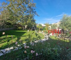 A vendre MAISON  5 PIECES 109 M2 BORD DE MER TALMONT SAINT HILAIRE