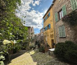 A louer APPARTEMENT T2 47 M2 BORD DE MER CAGNES SUR MER