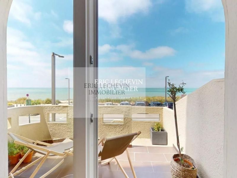 A louer MAISON  8 PIECES 136 M2 PIEDS DANS L'EAU MERLIMONT