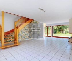 A louer MAISON  7 PIECES 120 M2  STELLA