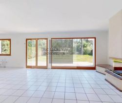 A louer MAISON  7 PIECES 120 M2  STELLA