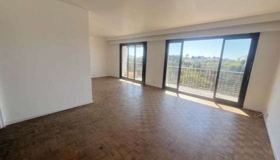 A louer APPARTEMENT T5 92 M2  MARSEILLE 13EME