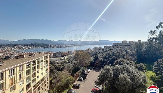 A louer APPARTEMENT T3 53 M2 VUE MER AJACCIO