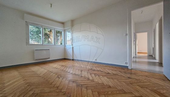 A louer APPARTEMENT T3 73 M2 TERRASSE  DAX