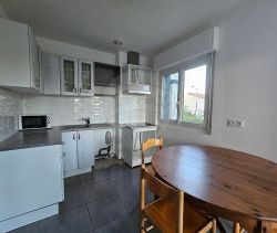 A louer APPARTEMENT T3 73 M2 TERRASSE  DAX