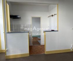 A louer APPARTEMENT T2 45 M2 BORD DE MER SAUJON