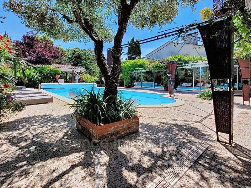 A louer APPARTEMENT  325 M2 BORD DE MER VENDAYS MONTALIVET