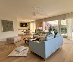 A louer VILLA T5 PISCINE