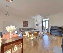 A vendre PropriETE en pierres vue mer entre Saint-Malo et le Mont Saint Michel SAINT BROLADE