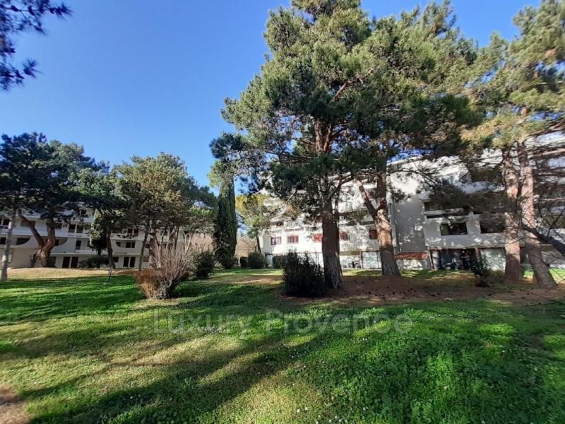 A louer APPARTEMENT T2 32 M2  AIX EN PROVENCE