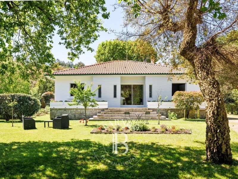 A vendre MAISON 4 PIECES 151 M² PROCHE DE LA PLAGE ONDRES