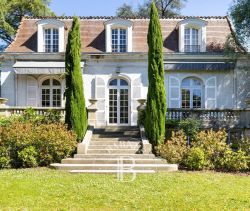 A vendre SUPERBE MAISON DE MAITRE 13 PIECES 428 M² AIRE SUR l'ADOUR