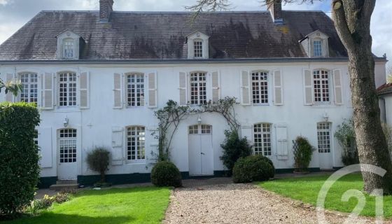 A louer MAISON  DE MAîTRE  SAMER