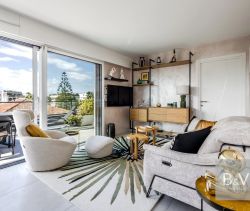 A vendre APPARTEMENT DE PRESTIGE T4 80 M2 TERRASSE VUE MER SAINT LAURENT DU VAR