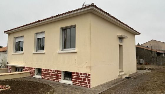 A vendre Maison des annÃ©es 60, proximitÃ© du bourg 85460 L Aiguillon La Presqu Ile