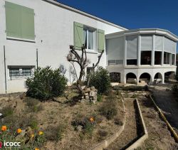 A vendre Maison d'habitation de 150 m2 environ avec sous-sol total 85460 L Aiguillon La Presqu Ile