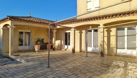 A louer MAISON  6 PIECES 164 M2  COURSAN