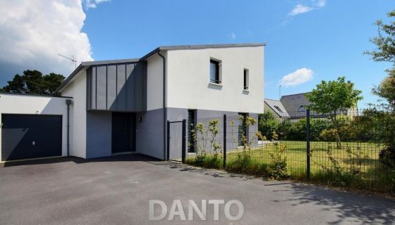 A louer MAISON  D'ARCHITECTE BORD DE MER GUERANDE