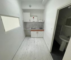 A louer STUDIO  22 M2  NIMES