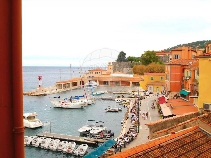 A louer APPARTEMENT T3 49 M2 BORD DE MER VILLEFRANCHE SUR MER