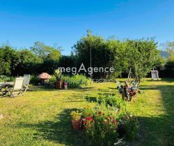 A vendre A proximitÃ© des plages entre Saint Sauveur et les sapins 85350 L Ile D Yeu