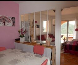 A louer MAISON  7 PIECES 260 M2 BORD DE MER LA LONDE LES MAURES