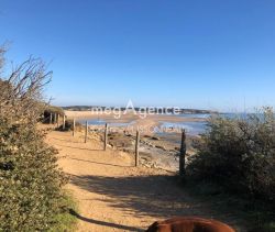 A louer APPARTEMENT T2 27 M2 TERRASSE BORD DE MER TALMONT SAINT HILAIRE